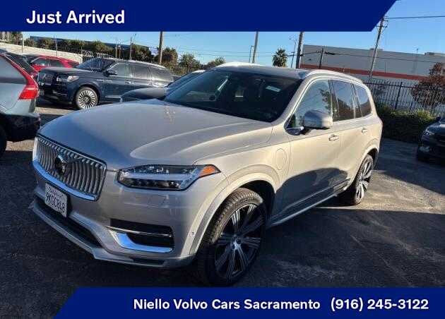 2024 Volvo XC90 Recharge T8 Plus Bright Theme 7-Passenger eAWD