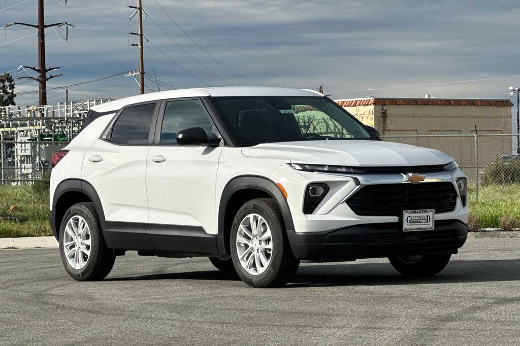 2026 Chevrolet Trailblazer LS FWD