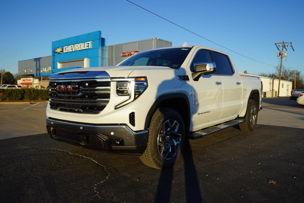 2026 GMC Sierra 1500 SLT Crew Cab 4WD