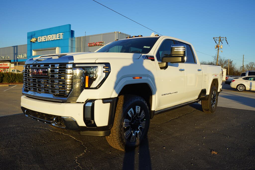 2026 GMC Sierra 2500HD Denali Crew Cab 4WD