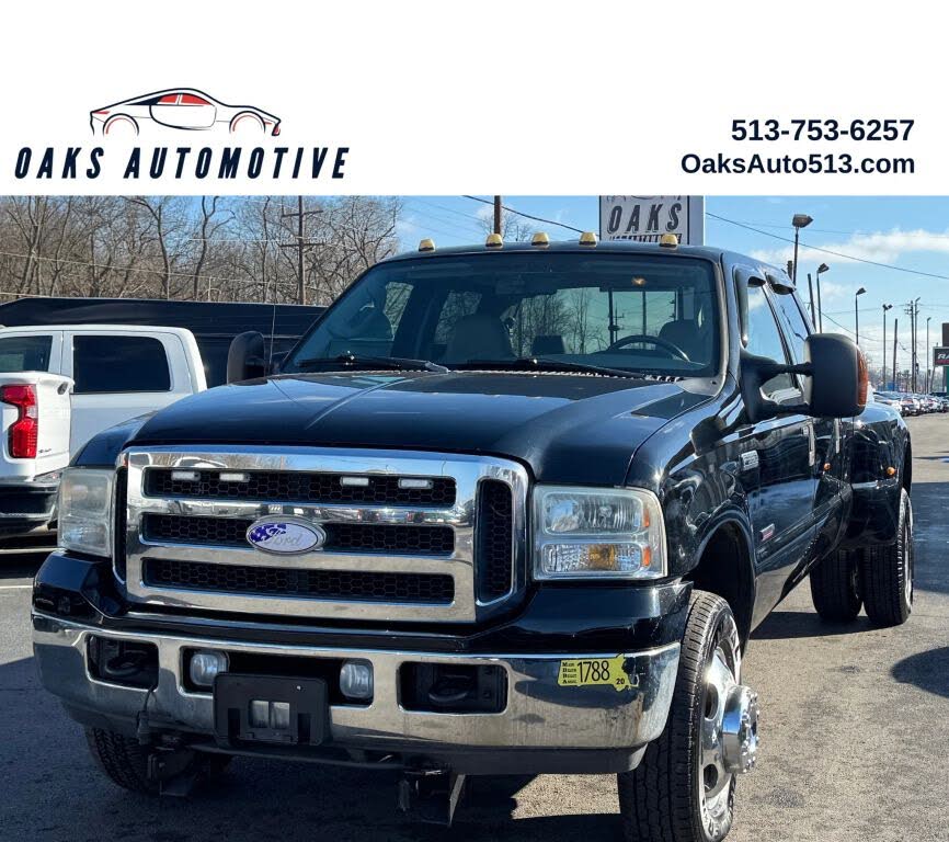 2006 Ford F-350 Super Duty Lariat Crew Cab SB DRW 4WD