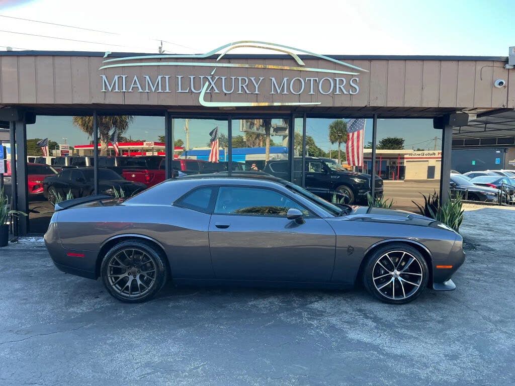 2017 Dodge Challenger R/T Scat Pack RWD