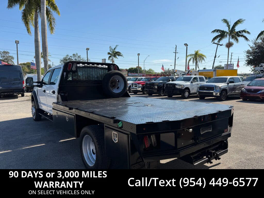 2017 Ford F-550 Super Duty Chassis XL Crew Cab 203 4WD