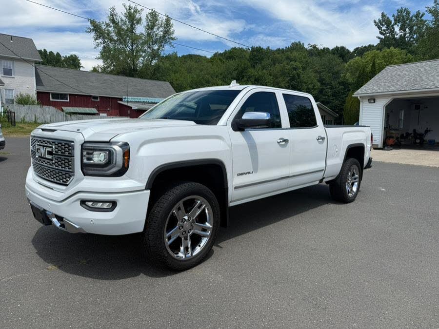 2017 GMC Sierra 1500 Denali Crew Cab 4WD