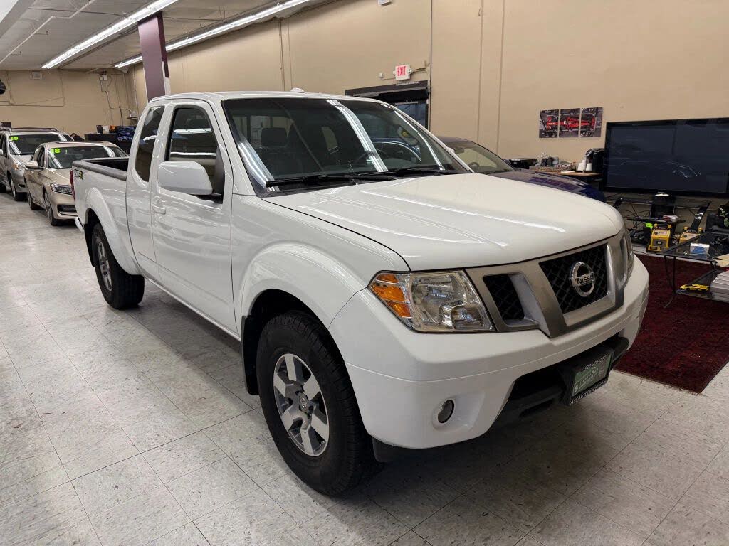 2013 Nissan Frontier PRO-4X King Cab 4WD