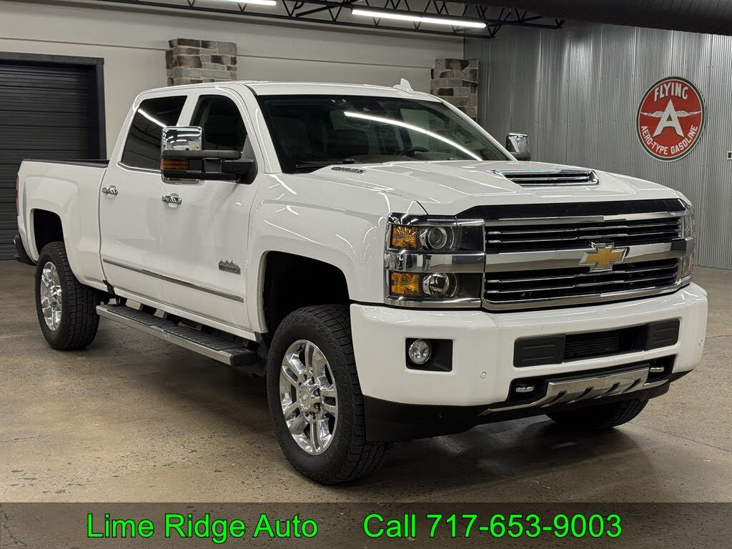 2017 Chevrolet Silverado 2500HD High Country Crew Cab 4WD