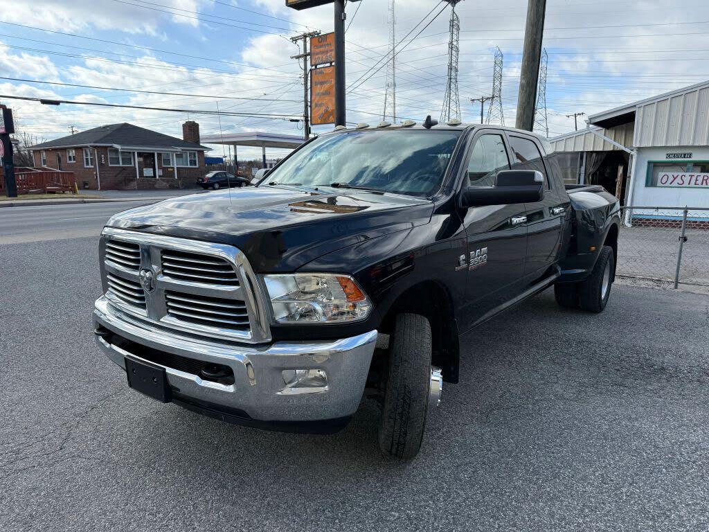 2018 RAM 3500 Lone Star Mega Cab DRW 4WD