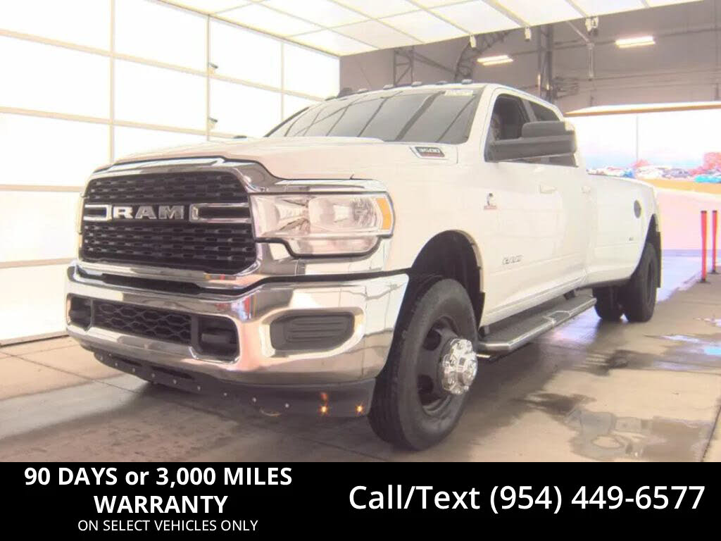 2022 RAM 3500 Big Horn Crew Cab LB DRW 4WD