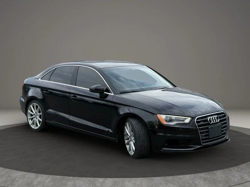 2016 Audi A3 2.0T quattro Premium Plus Sedan AWD