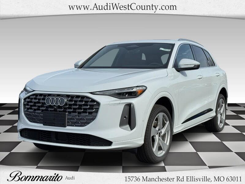 2025 Audi Q5 quattro Premium Plus 40 TFSI