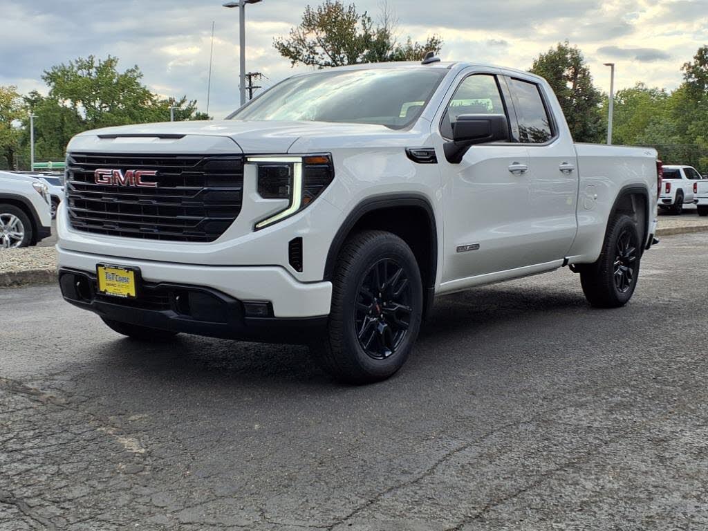 2026 GMC Sierra 1500 Elevation Standard Double Cab 4WD