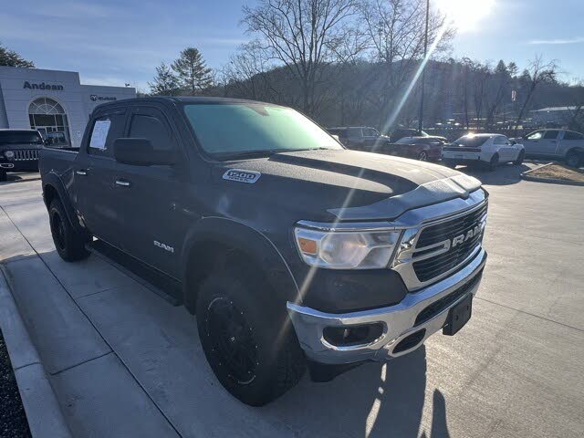 2020 RAM 1500 Big Horn Crew Cab 4WD