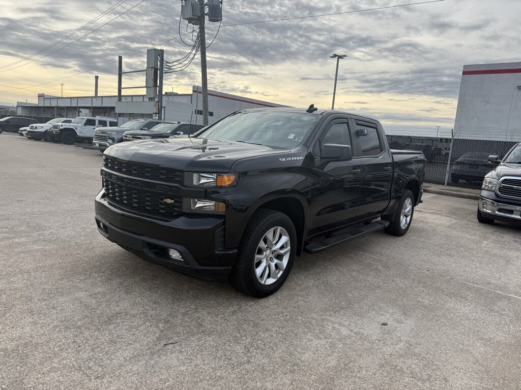 2022 Chevrolet Silverado 1500 Custom Crew Cab 4WD