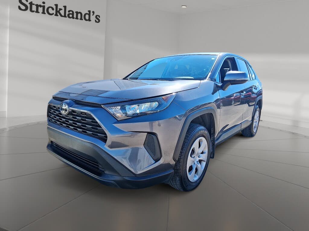 Toyota RAV4 LE AWD 2024