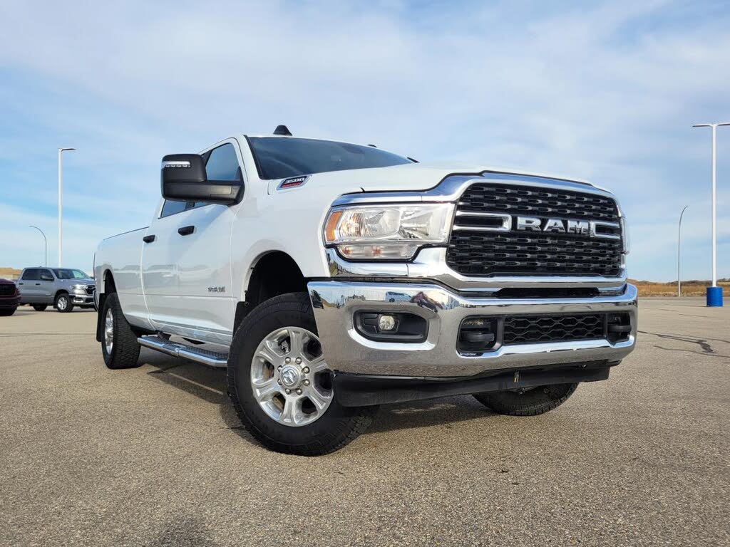 2024 RAM 3500 Big Horn Crew Cab LB 4WD