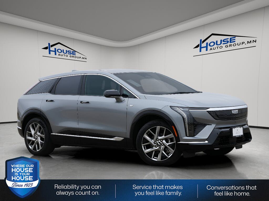 2026 Cadillac OPTIQ Luxury AWD