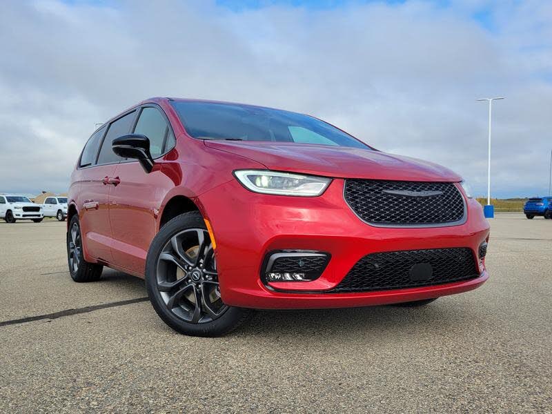 2026 Chrysler Pacifica Select AWD