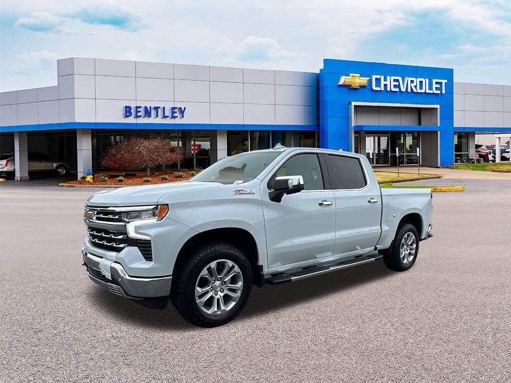 2026 Chevrolet Silverado 1500 LTZ Crew Cab 4WD