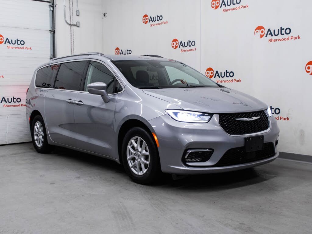 Chrysler Pacifica Touring L FWD 2021