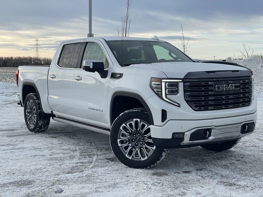 2023 GMC Sierra 1500 Denali Ultimate Crew Cab 4WD