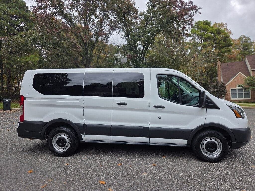 2016 Ford Transit Passenger 150 XL Low Roof RWD with 60/40 Passenger-Side Doors