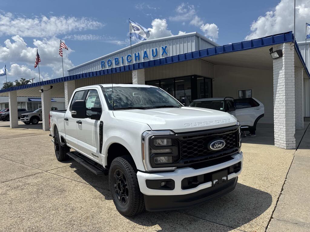 2026 Ford F-250 Super Duty XL Crew Cab 4WD