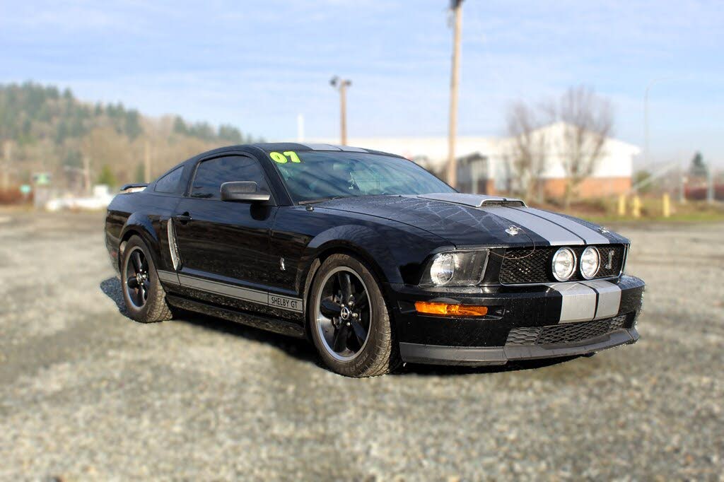 2007 Ford Mustang GT Deluxe Coupe RWD