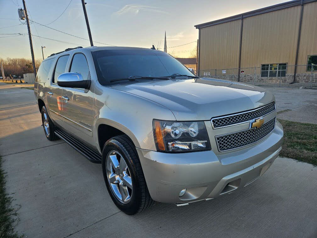 2013 Chevrolet Suburban 1500 LTZ RWD