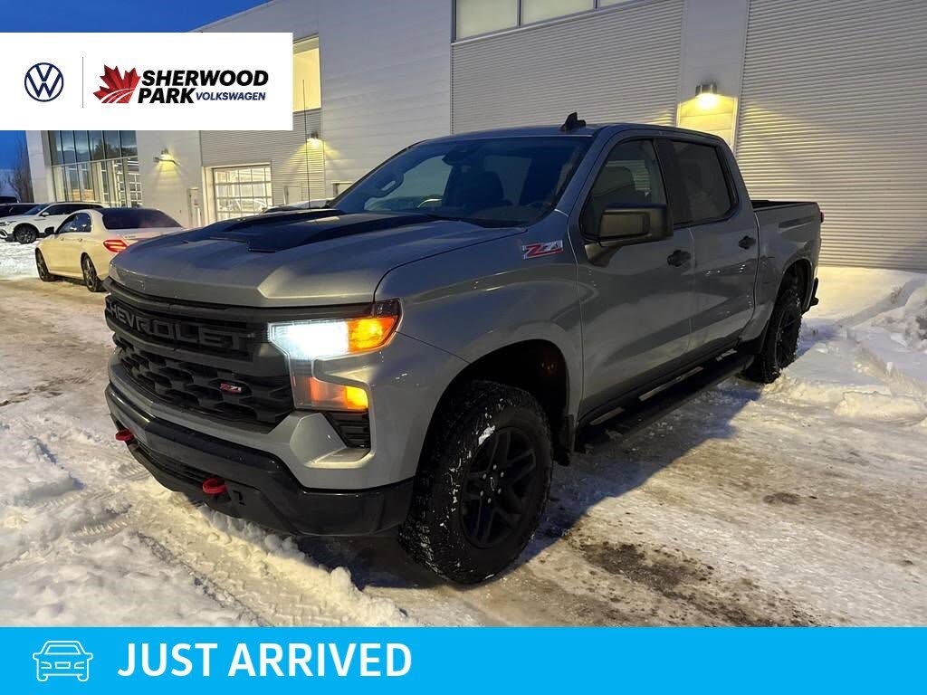 2024 Chevrolet Silverado 1500 Custom Trail Boss Crew Cab 4WD