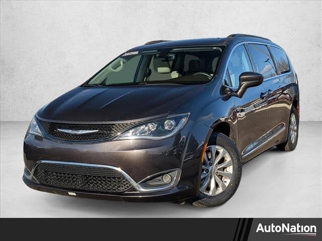 2017 Chrysler Pacifica Touring L FWD