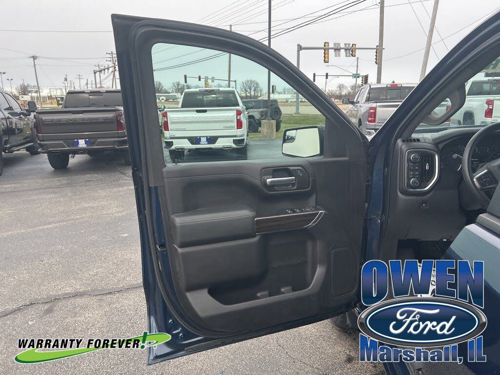 2020 Chevrolet Silverado 1500 RST Crew Cab 4WD