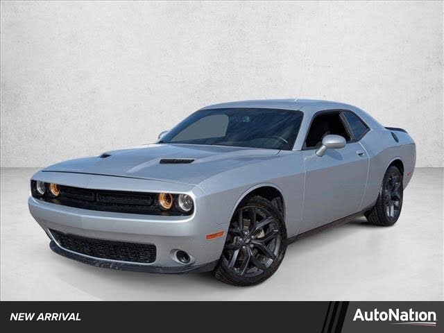 2022 Dodge Challenger SXT RWD