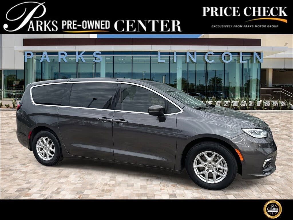 2023 Chrysler Pacifica Touring L FWD