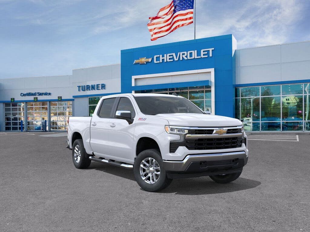 2026 Chevrolet Silverado 1500 LT Crew Cab 4WD