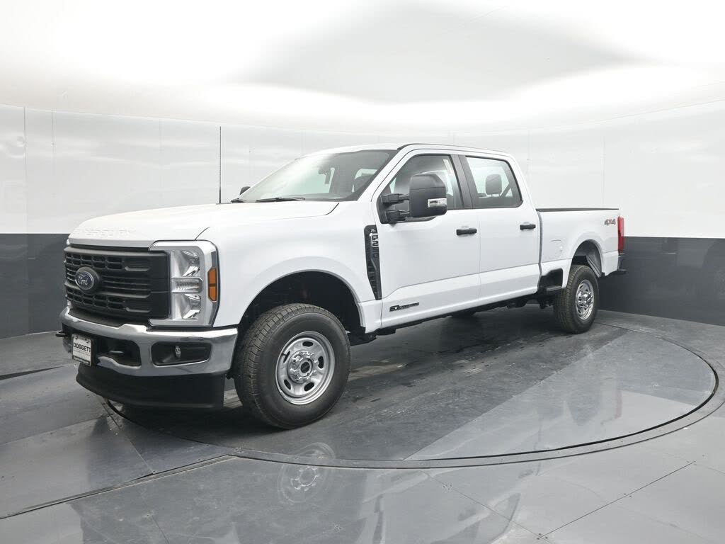 2026 Ford F-250 Super Duty XL Crew Cab 4WD