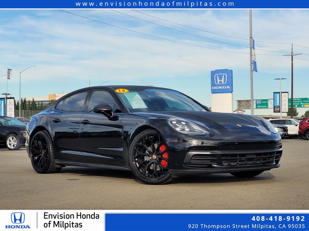2018 Porsche Panamera 4 AWD