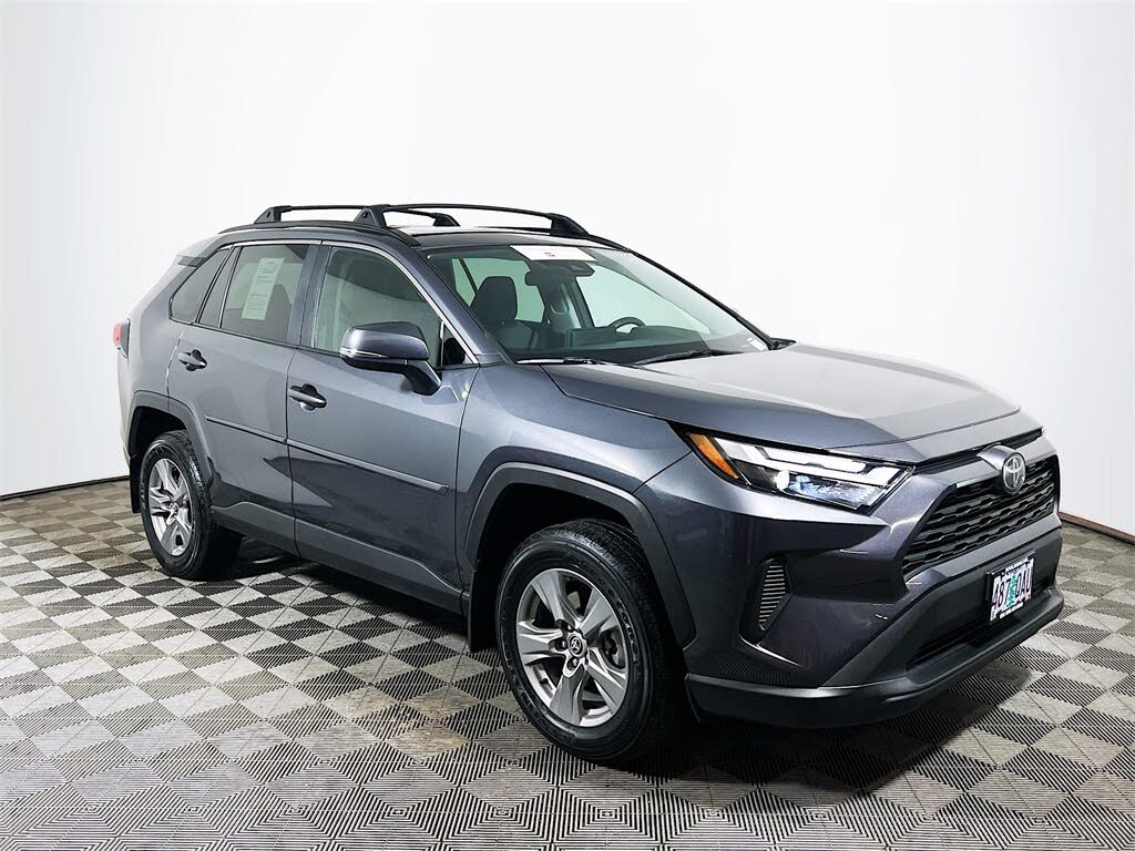 2024 Toyota RAV4 XLE AWD