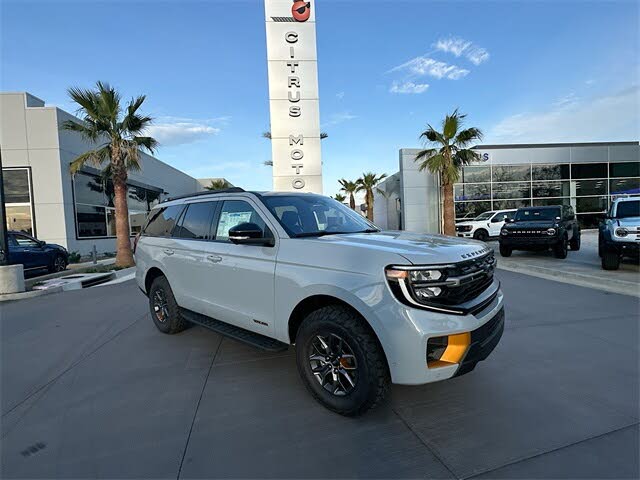 2025 Ford Expedition Tremor 4WD