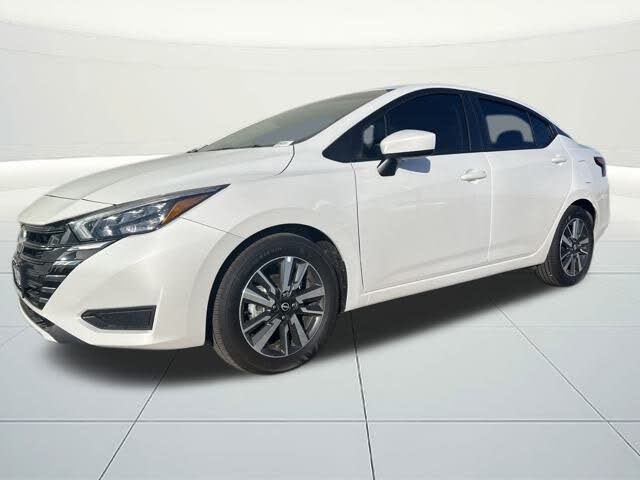 2025 Nissan Versa SV FWD