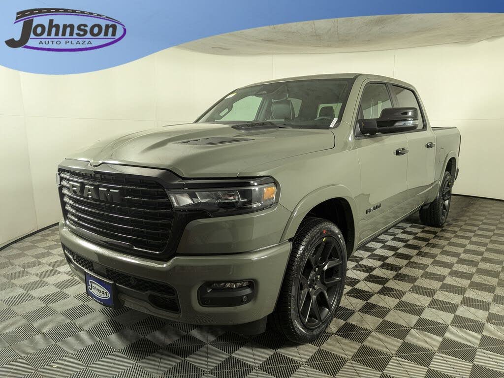 2026 RAM 1500 Laramie Crew Cab 4WD