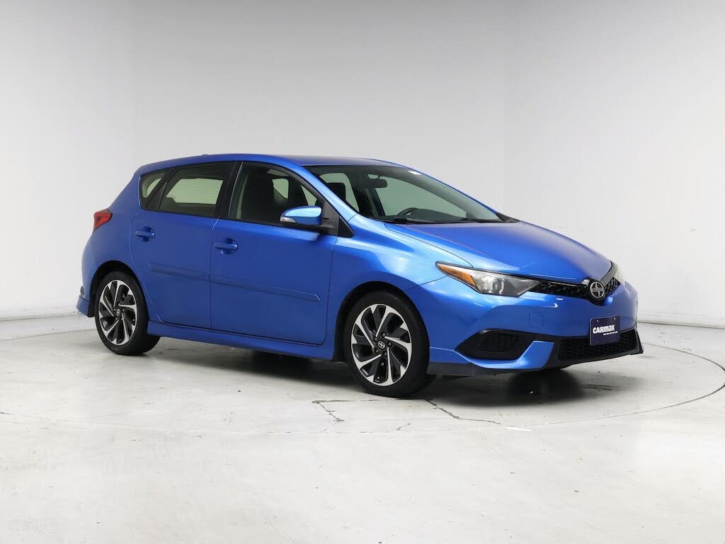 2016 Scion iM Base