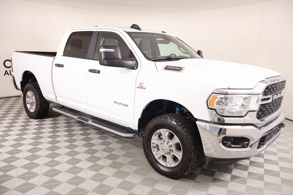 2024 RAM 2500 Big Horn Crew Cab 4WD