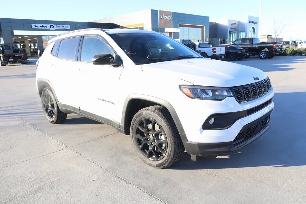 2026 Jeep Compass Latitude 4WD