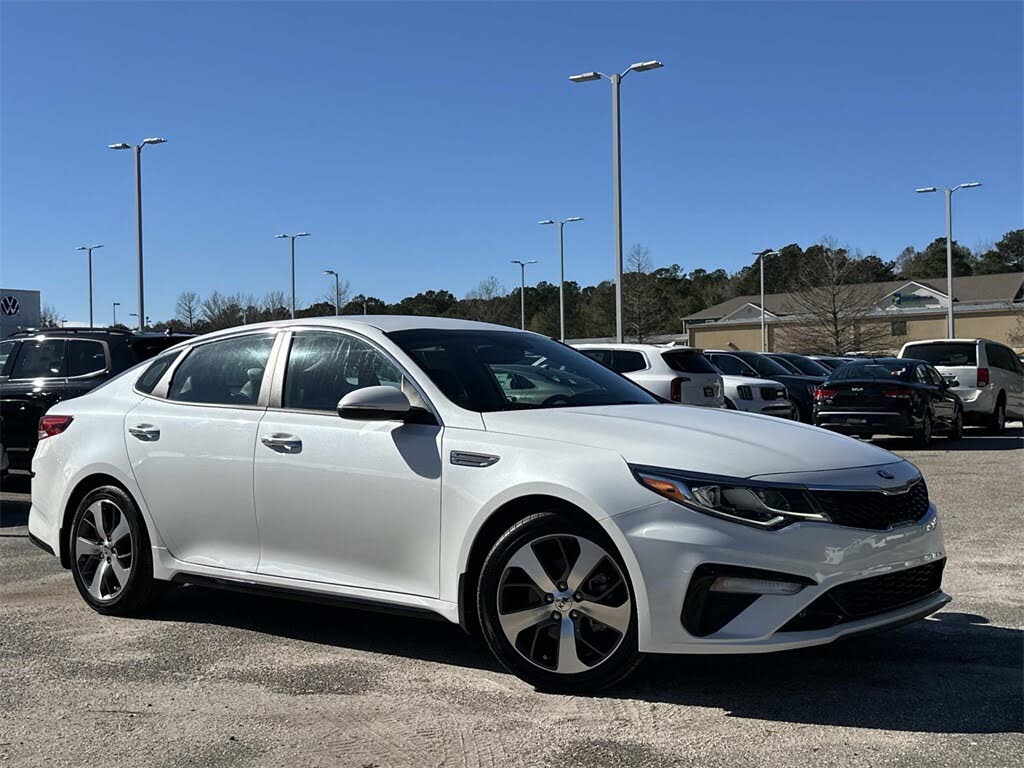2020 Kia Optima S FWD
