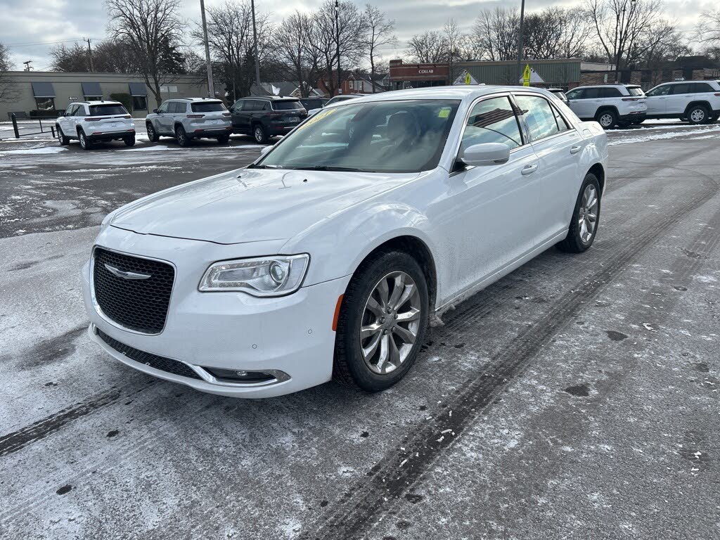 2021 Chrysler 300 Touring AWD
