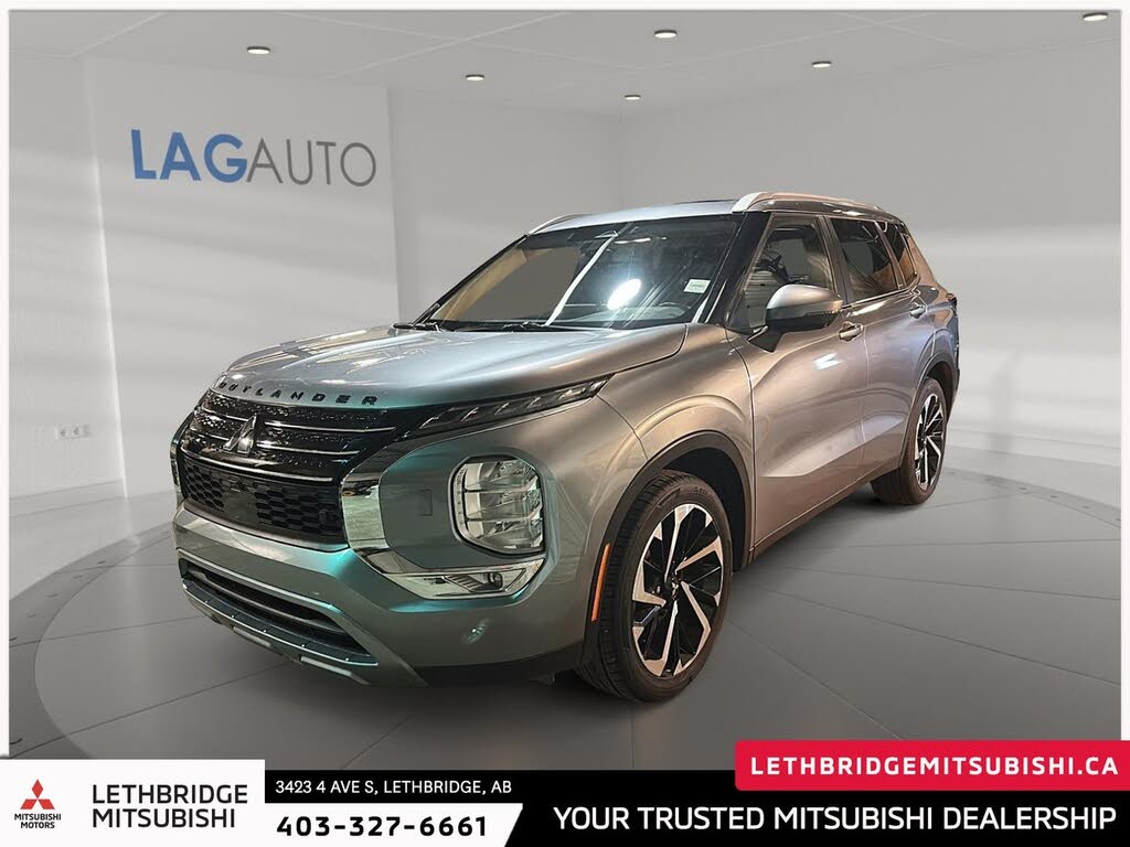 Mitsubishi Outlander LE AWD 2023