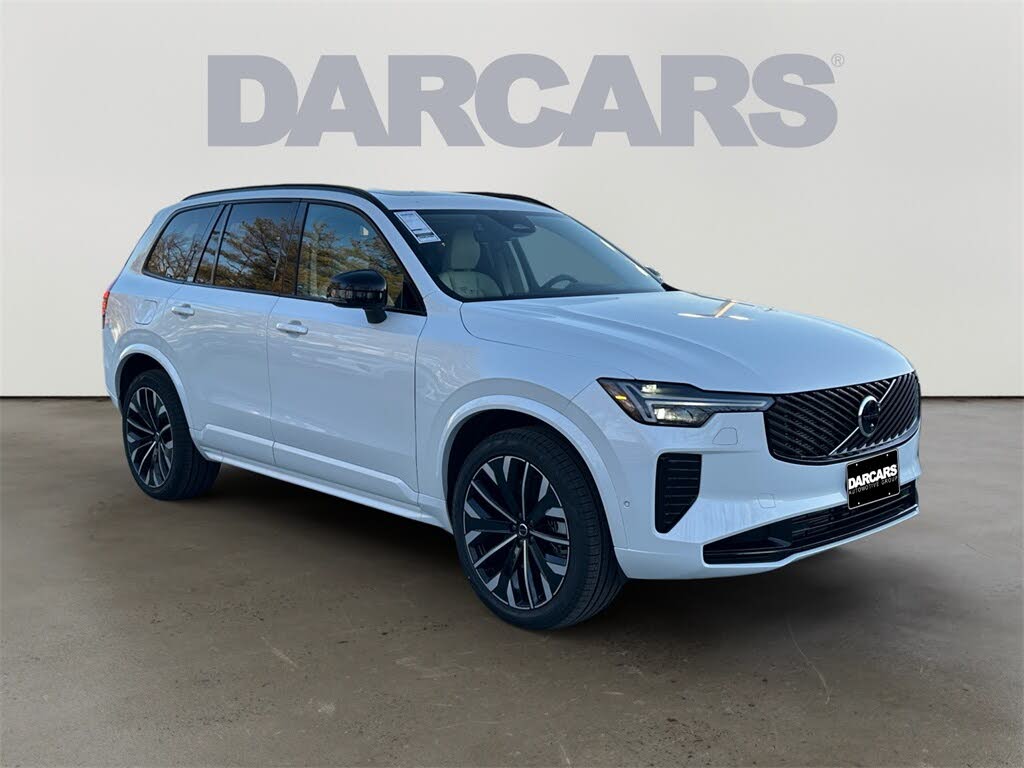 2026 Volvo XC90 B6 Ultra Dark 7-Passenger AWD