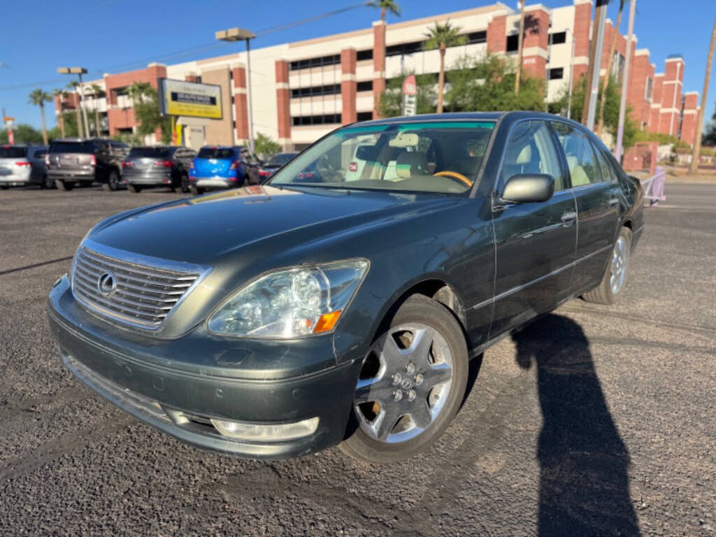 2004 Lexus LS 430 RWD