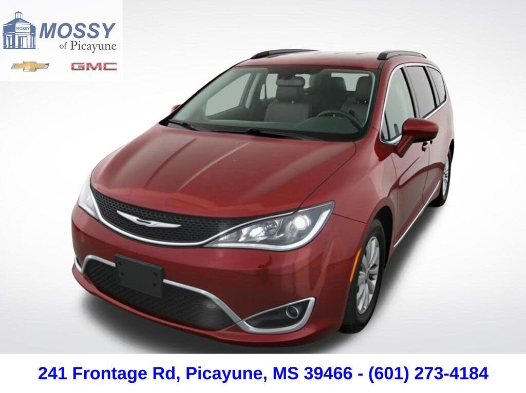 2017 Chrysler Pacifica Touring L FWD