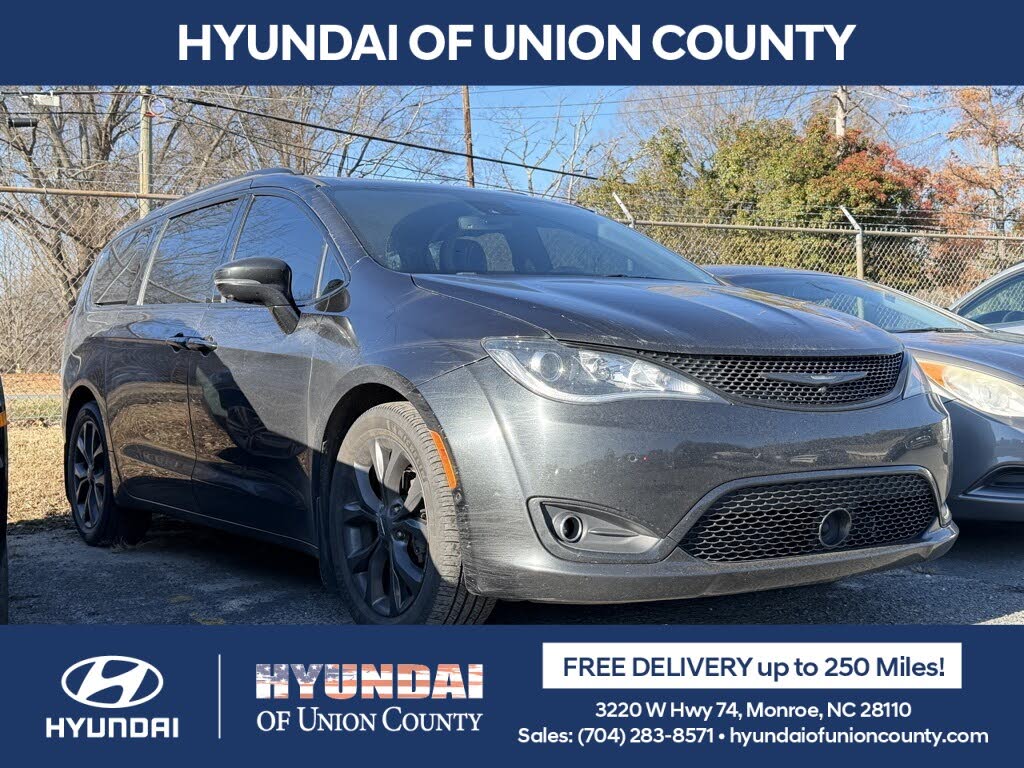 2020 Chrysler Pacifica Limited FWD